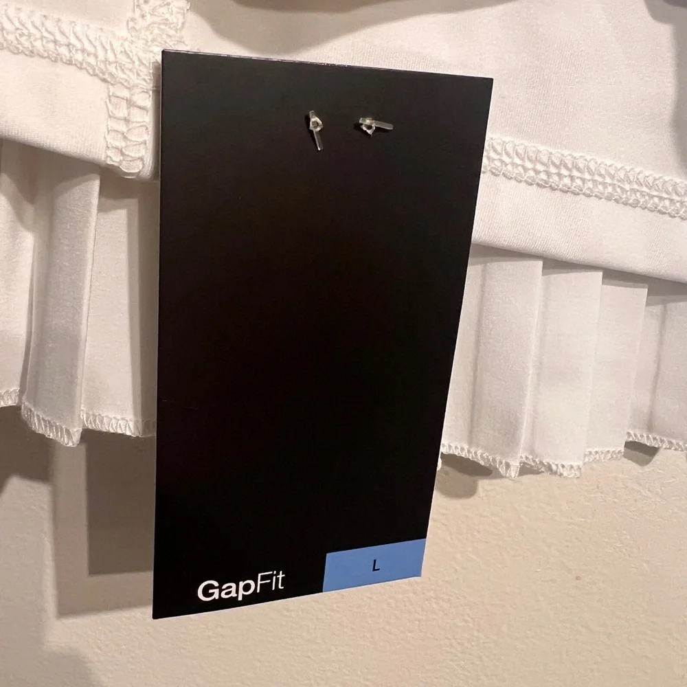 GAP Crisp White Pleated Tennis Skirt - Picture 6 of 8